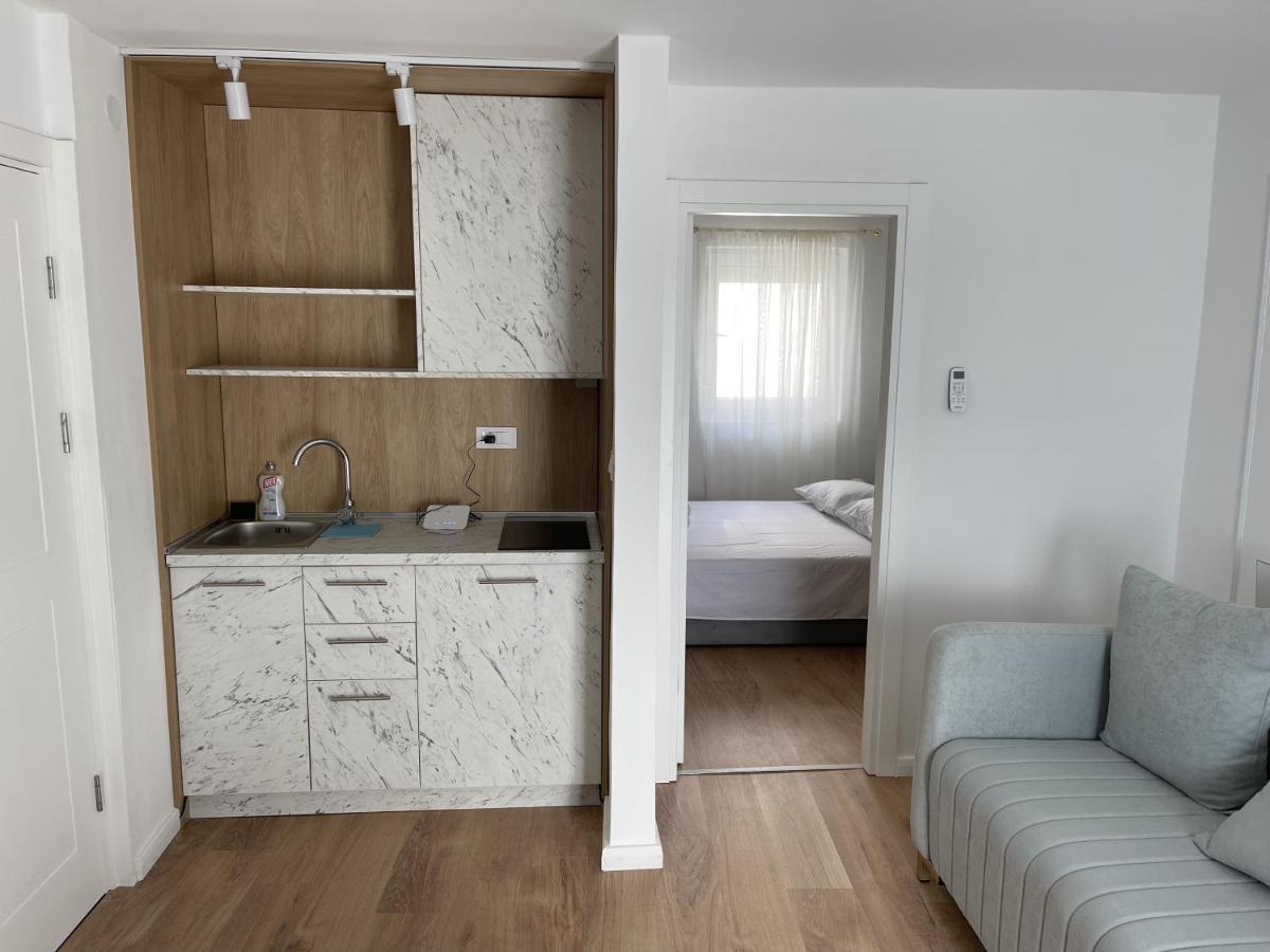Lungomare Apartments Petrovac Exterior photo